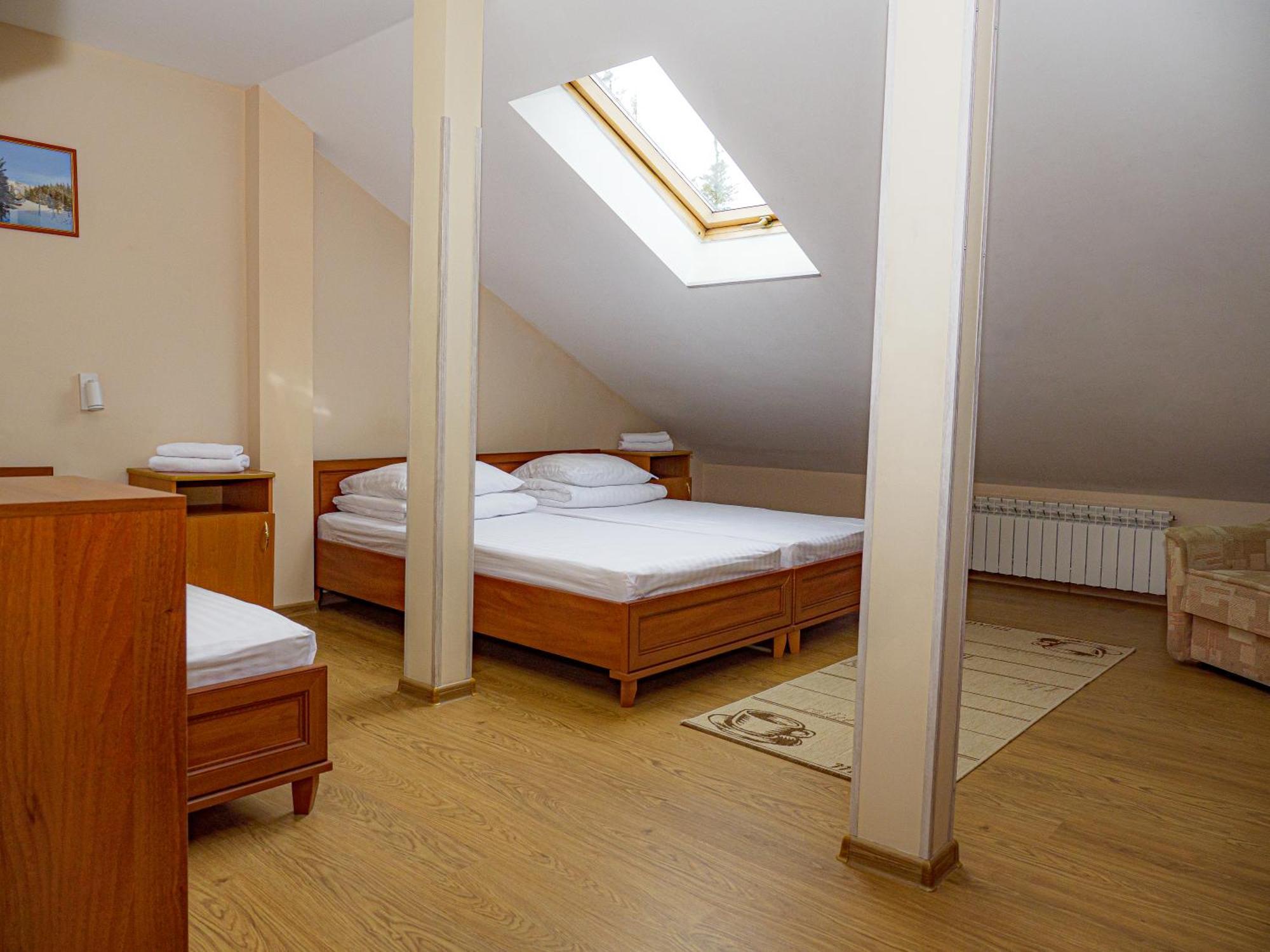 Оаза Hotel Драгобрат Екстериор снимка