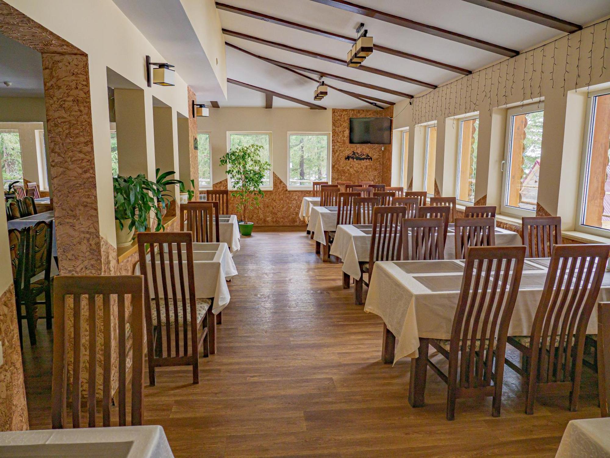Оаза Hotel Драгобрат Екстериор снимка