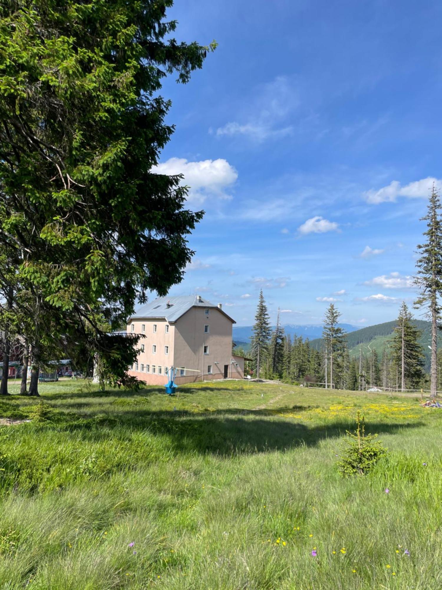 Оаза Hotel Драгобрат Екстериор снимка